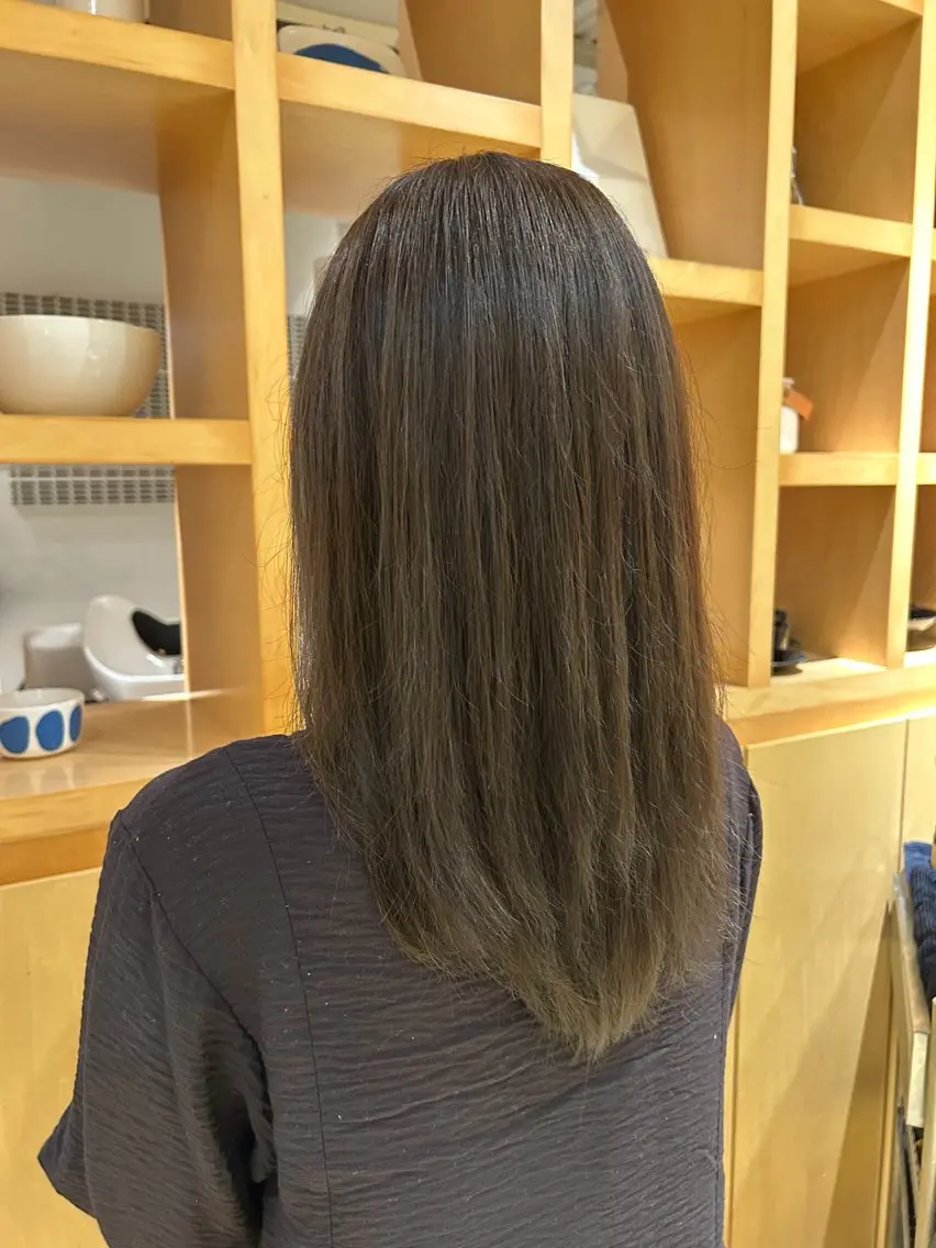 カラー ヘアカラー 大窪 菜月のヘアスタイル