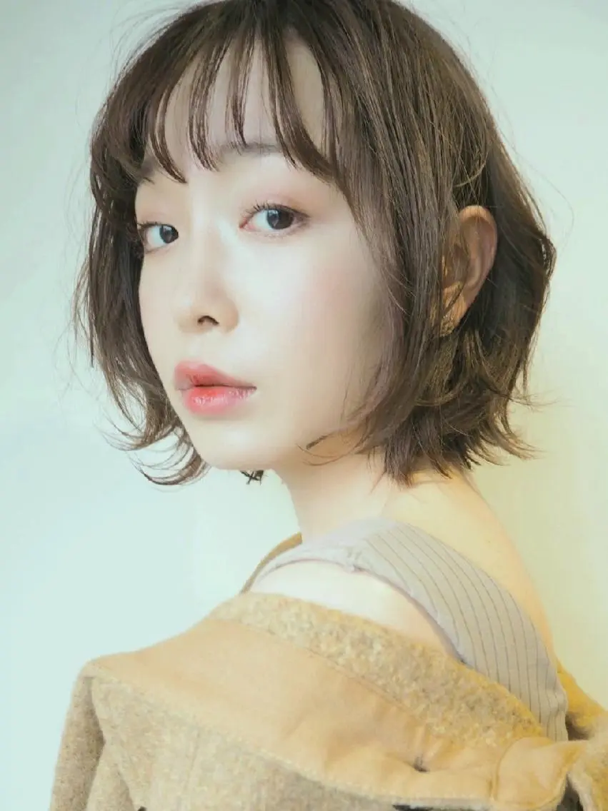 【小顔魅せ×垢抜け◎】カット+シャンプー¥5700→4700の写真