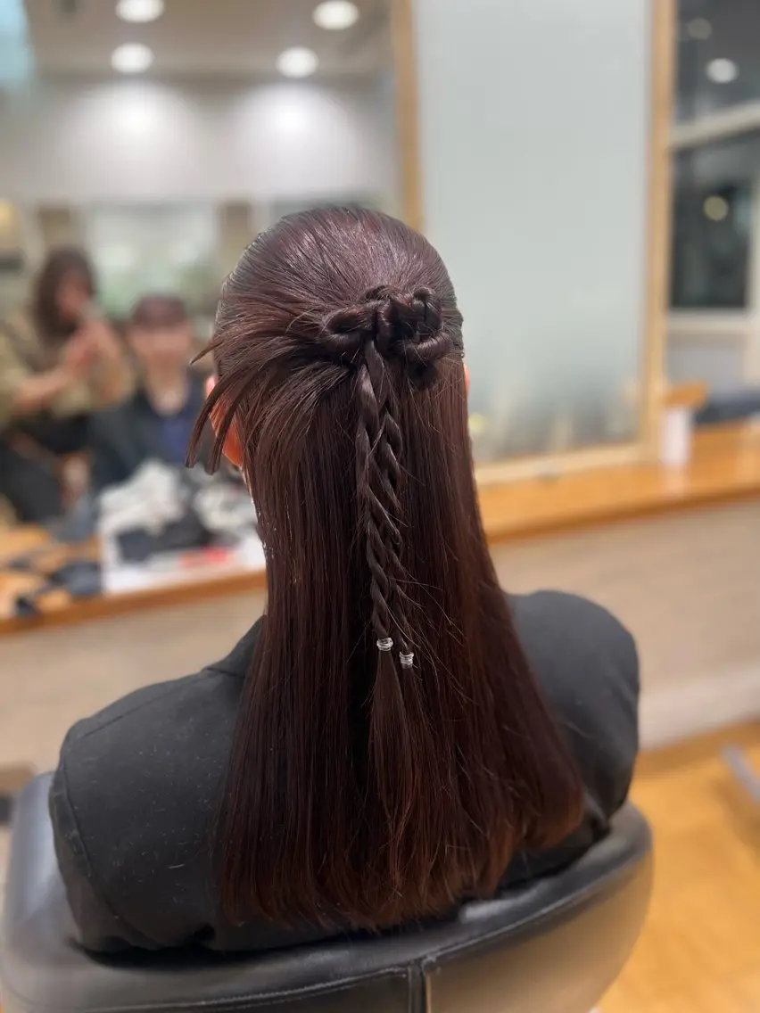 ヘアアレンジ 土門 茜のヘアスタイル
