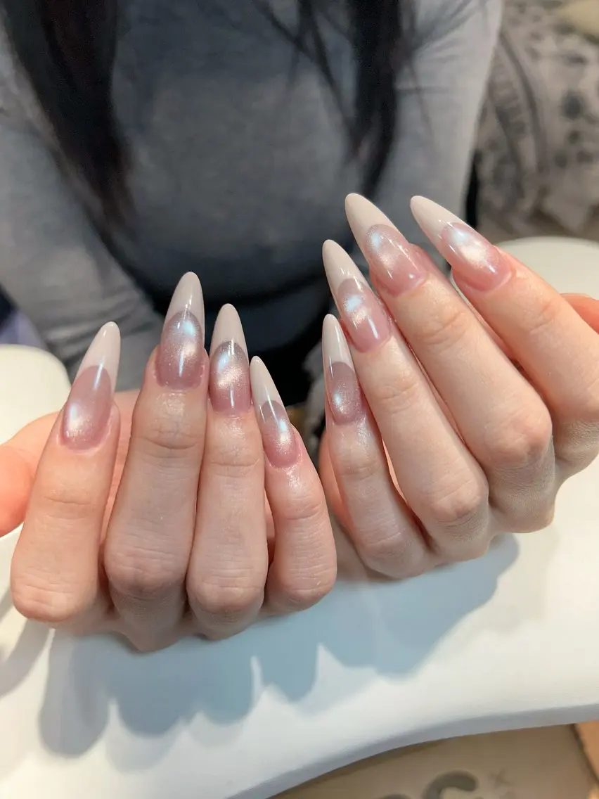 ［長さだし10本］フレンチネイル120分💅🏻 (ベース色付きマグネット変更可能🉑) ¥12980→ ¥9980の写真