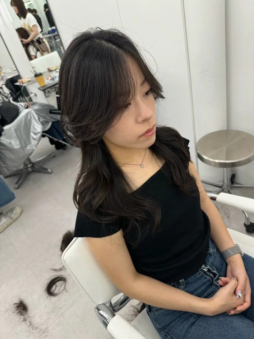 ミディアム カラー カット トリートメント 顔まわりの神様✨ 透明感カラー藤嶋秀幸のヘアスタイル