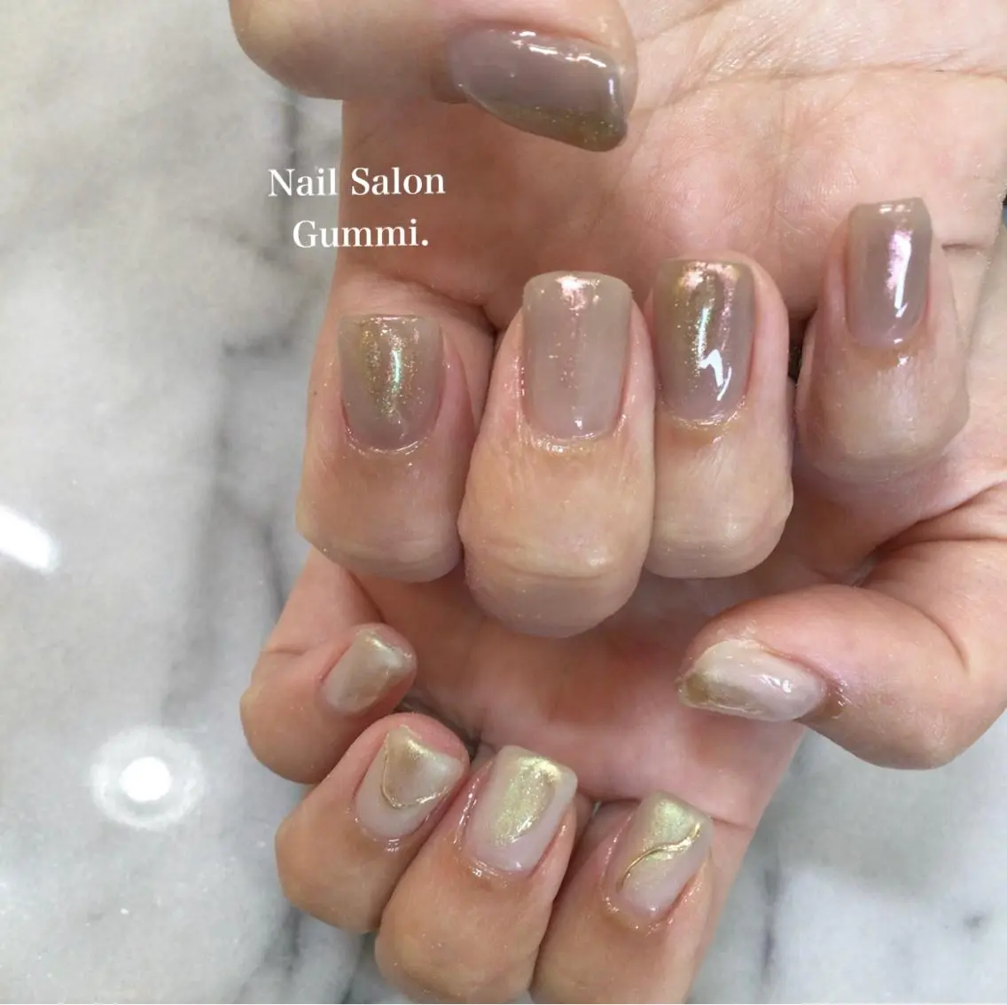 ネイル キラキラネイル 韓国ネイル ラメ(グリッター) ミラーネイル 持ち込み Nail Salon Gummi.のネイルデザイン