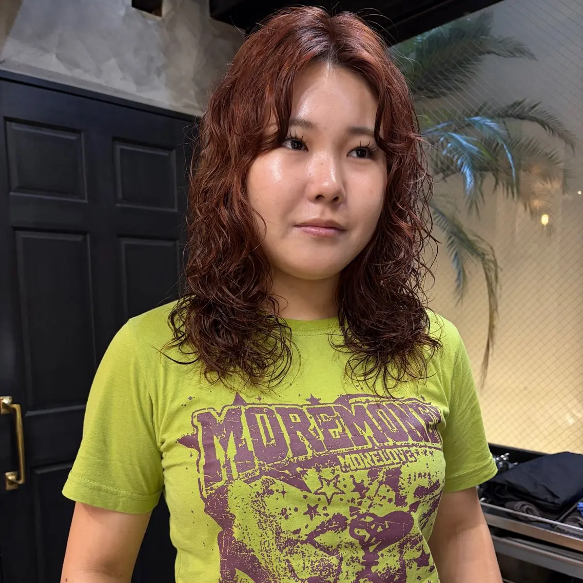 ミディアム カラー パーマ カット ヘアカラー パーマ トリートメント くびれレイヤー/艶 カラー　MADOKAのヘアスタイル