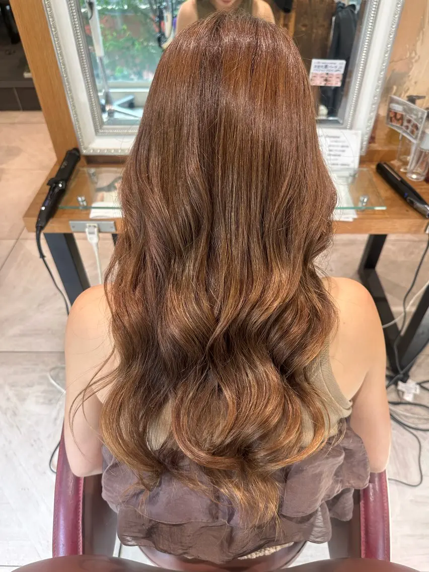 カラー ヘアカラー 市沢 光花のヘアスタイル