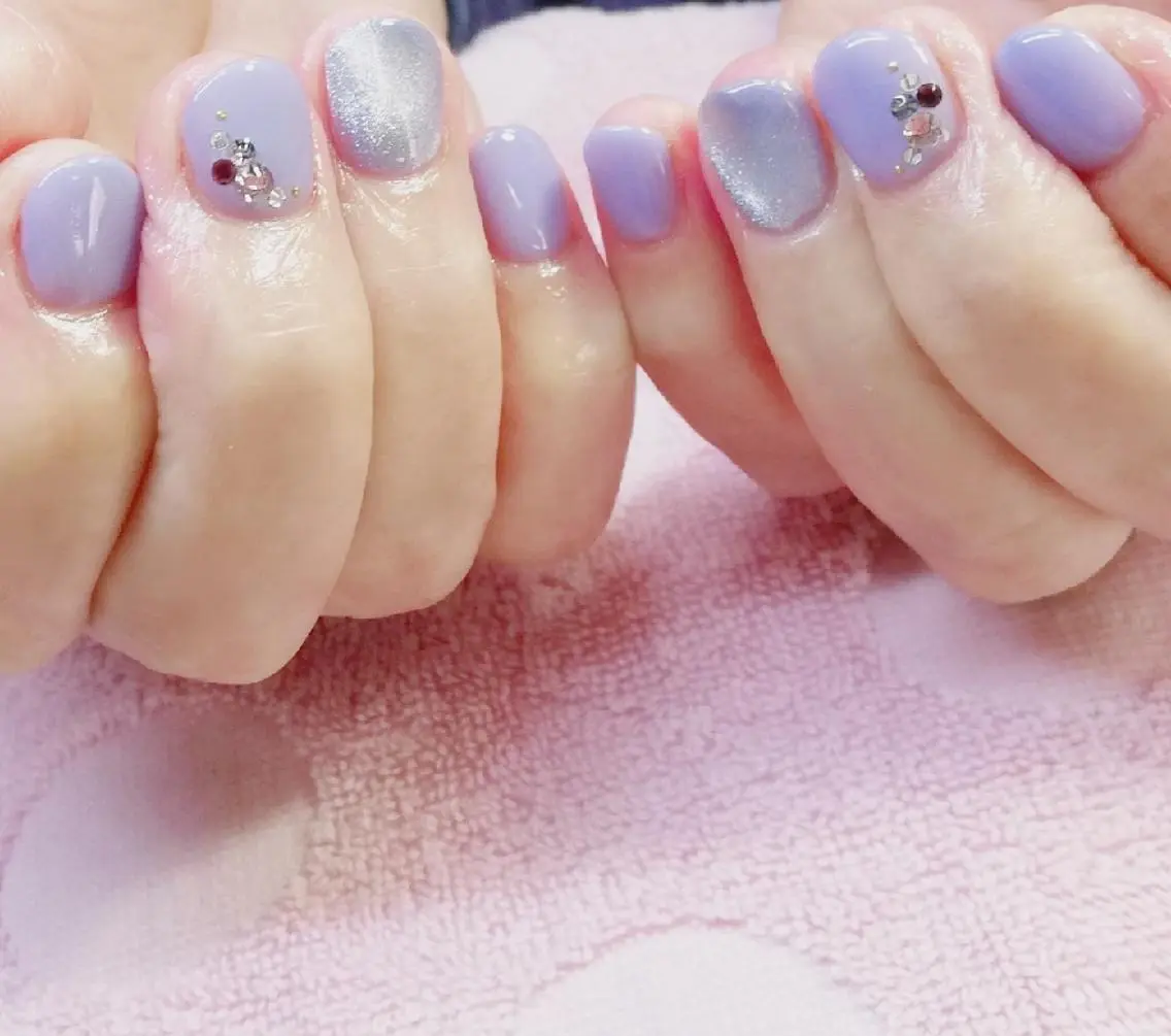 ネイル ストーンネイル ネイルサロンほっこり kanaのネイルデザイン