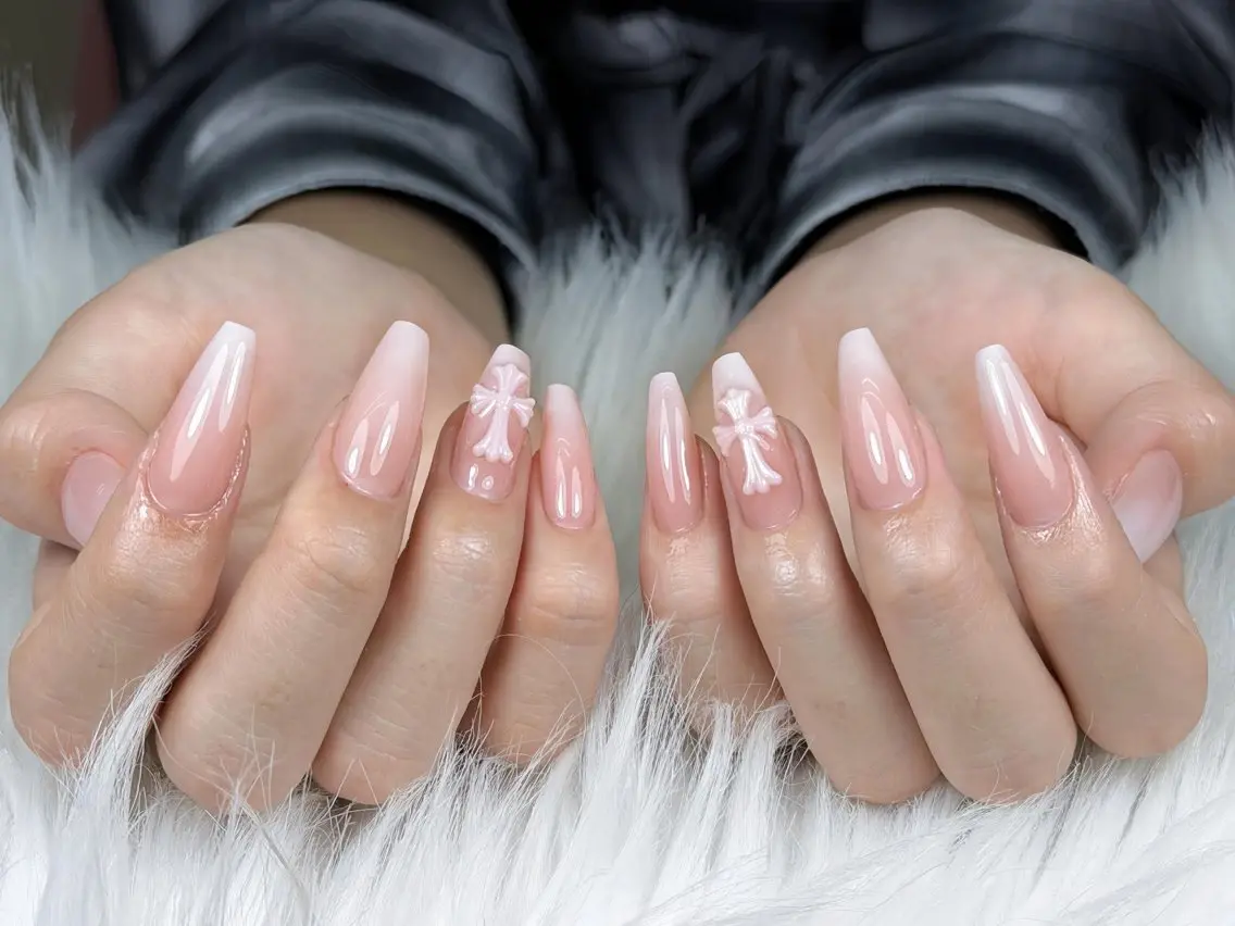 ネイル アートネイル ボルドー フレンチネイル ジェルネイル 氷ネイル・うるうるネイル ハンドネイル Yuki Nailsalonのネイルデザイン