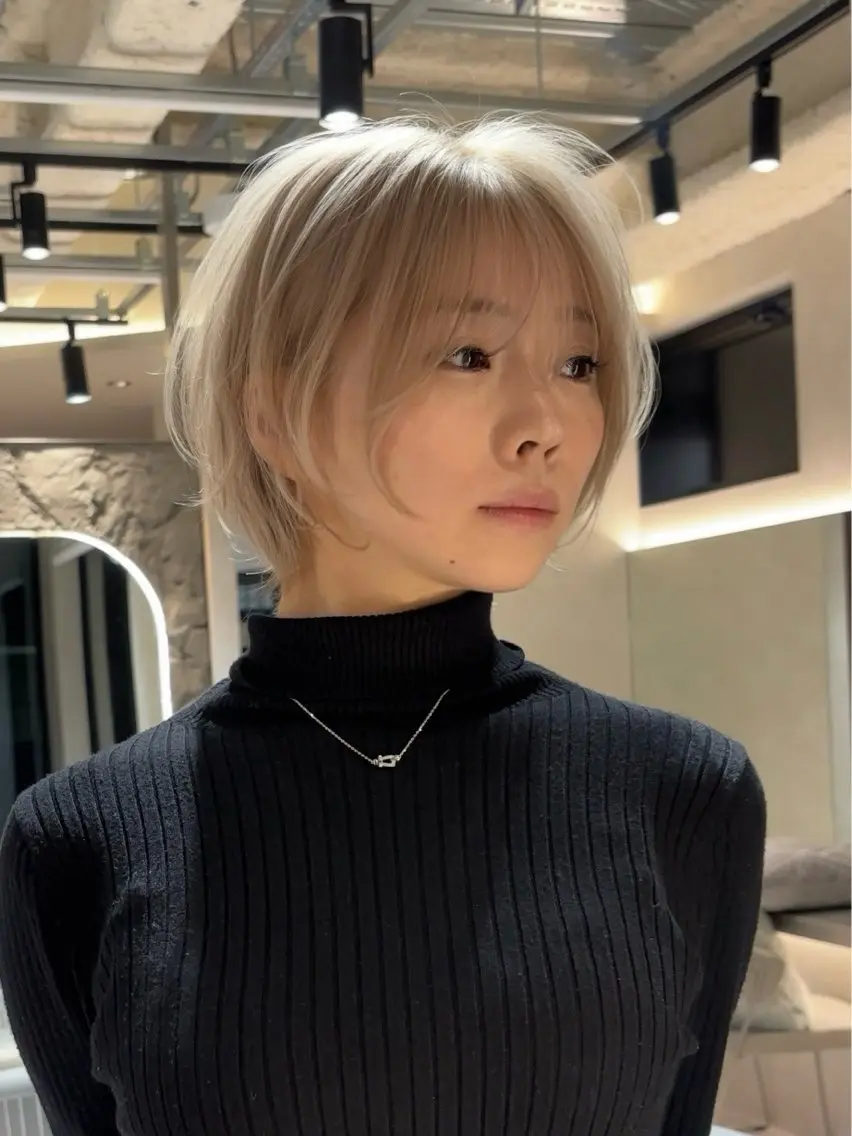 ショート カラー カット ヘアカラー トリートメント Aster 店長 れおんのヘアスタイル