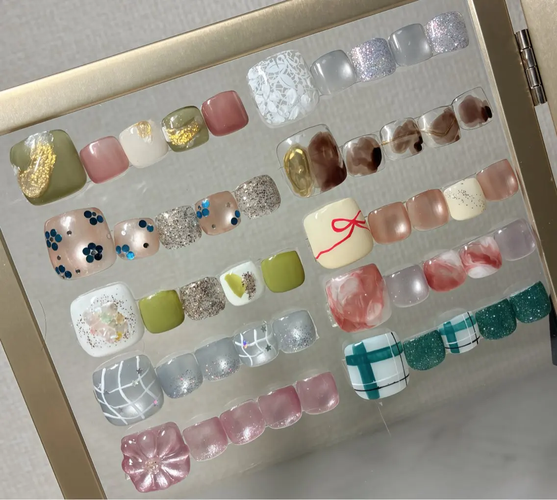 ネイル フットネイル 氷ネイル・うるうるネイル マグネットネイル メンズネイル ニュアンスネイル フットネイル nail salon anoneのネイルデザイン