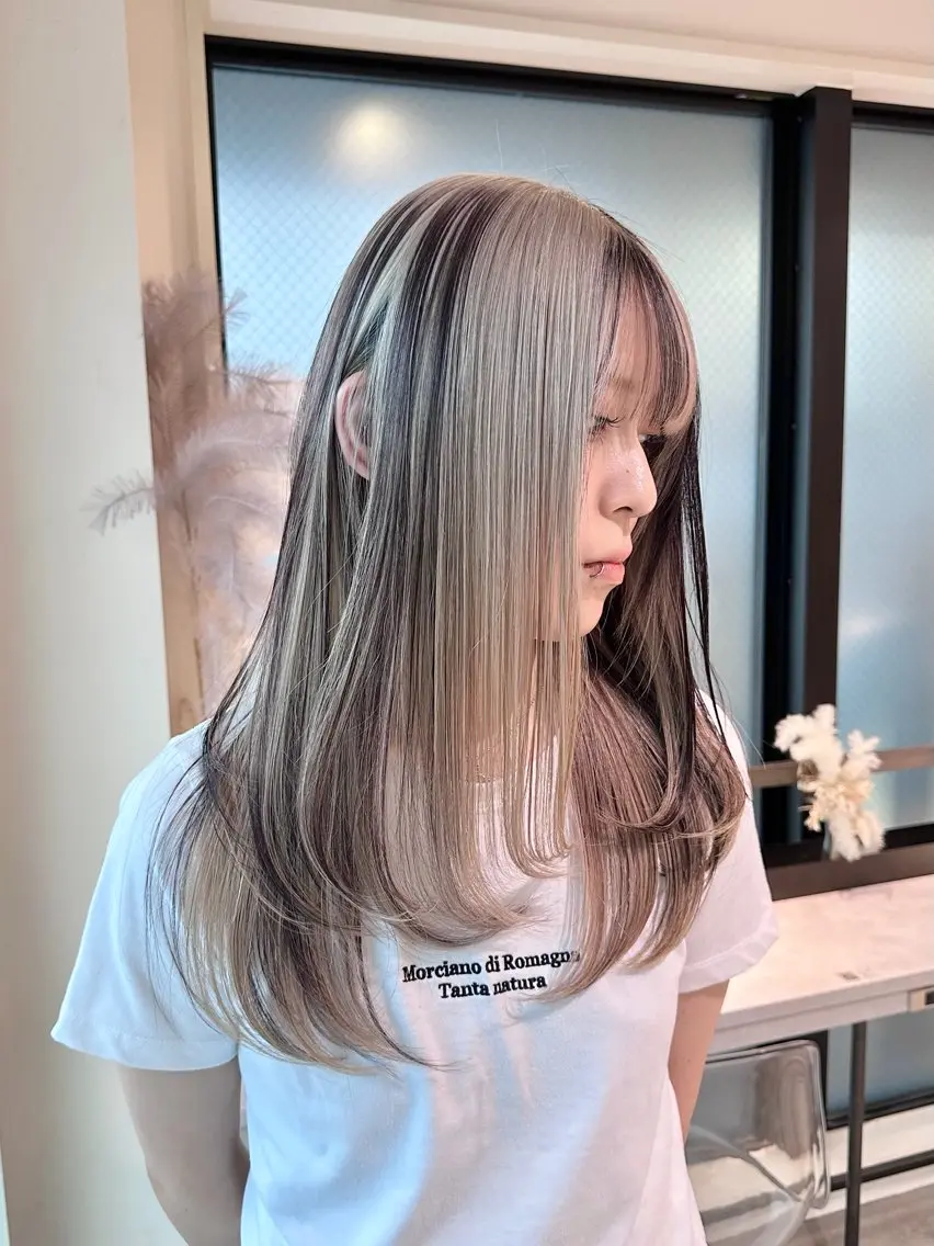 ミディアム カラー ヘアアレンジ ヘアカラー トリートメント くれは/ブリーチ/ハ イトーン/透明感のヘアスタイル
