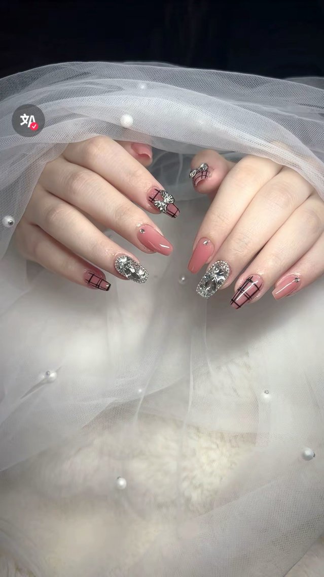 ネイル ハンドネイル ハンドケア RuBy Nail93のネイルデザイン