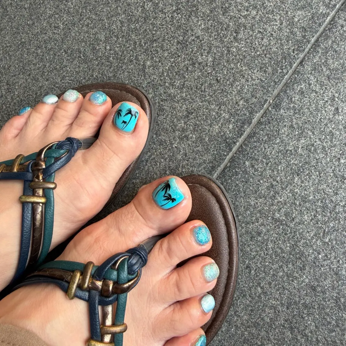ネイル 夏ネイル フットネイル Rise nailのネイルデザイン