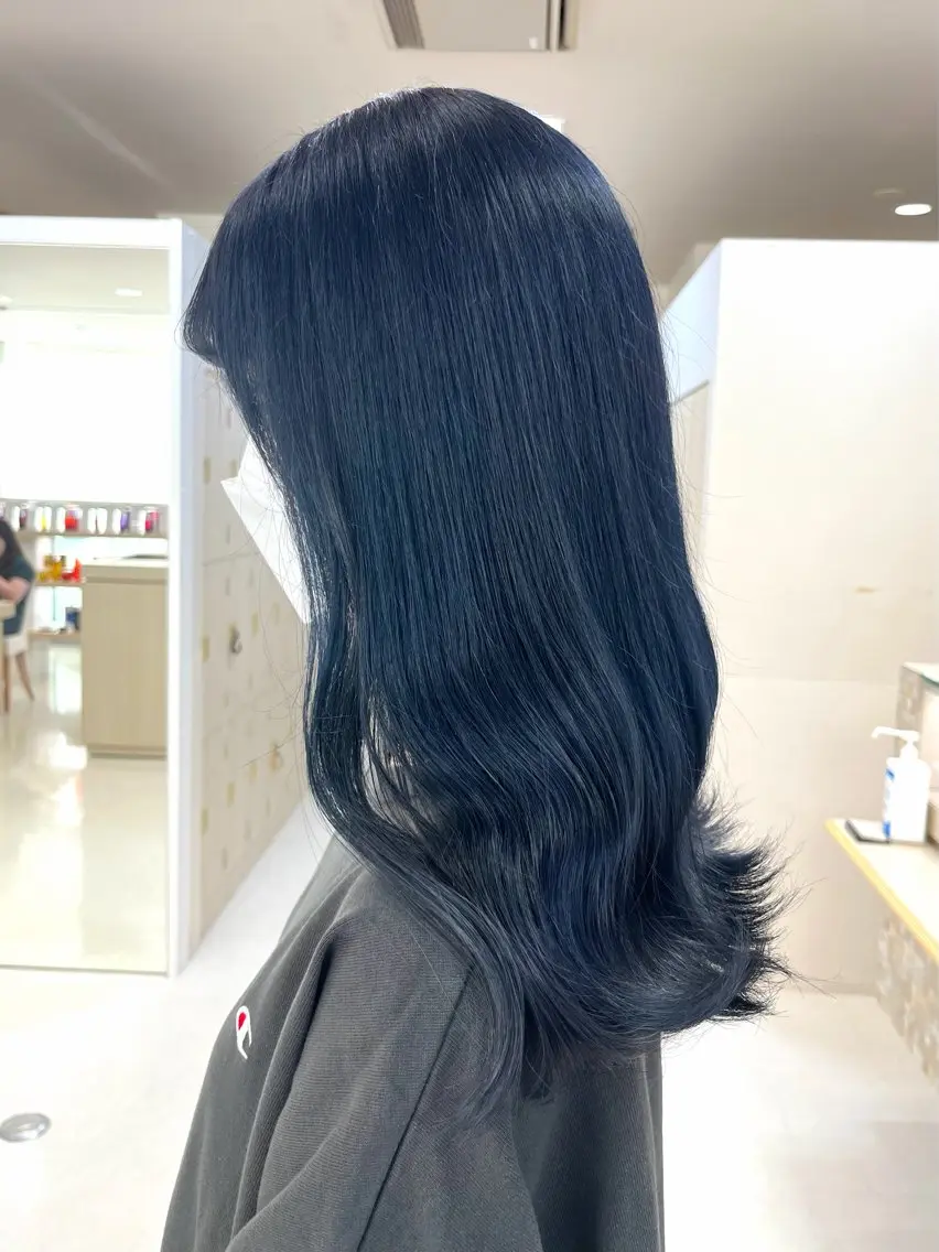 セミロング カラー カット ヘアカラー トリートメント 暖色/ブリーチカラー 🎀 M i k uのヘアスタイル