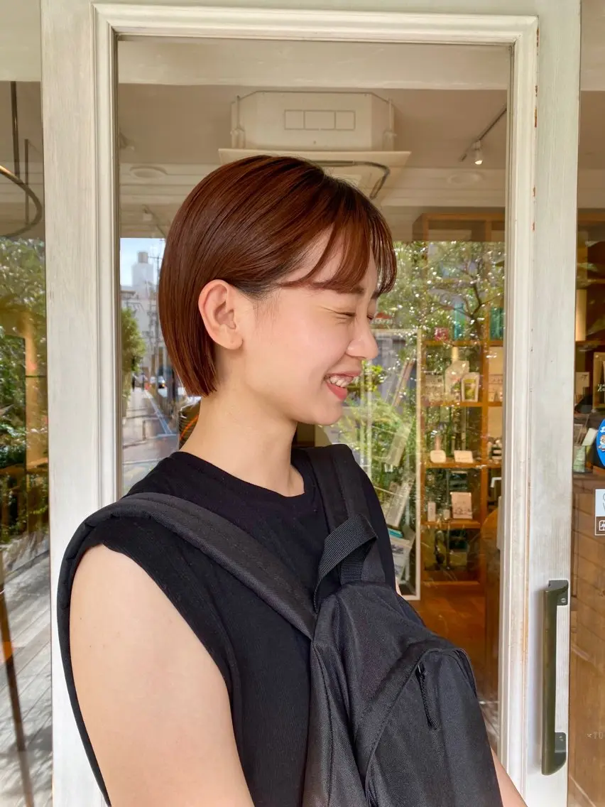 ショート カラー カット ヘアカラー トリートメント BELLA阿部野 TOMOMIのヘアスタイル