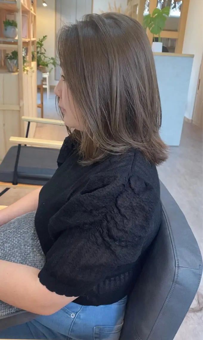 ミディアム カット ヘアカラー トリートメント 内野 友貴のヘアスタイル