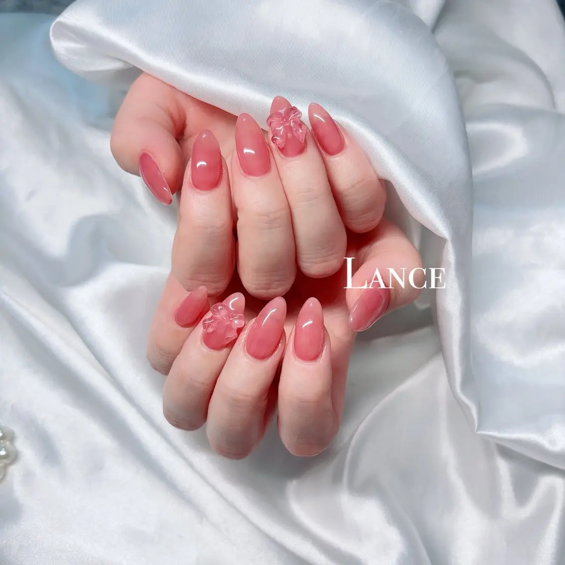 ネイル フレンチネイル キラキラネイル 韓国ネイル 春ネイル ワンホンネイル ハンドネイル Lance nailのネイルデザイン
