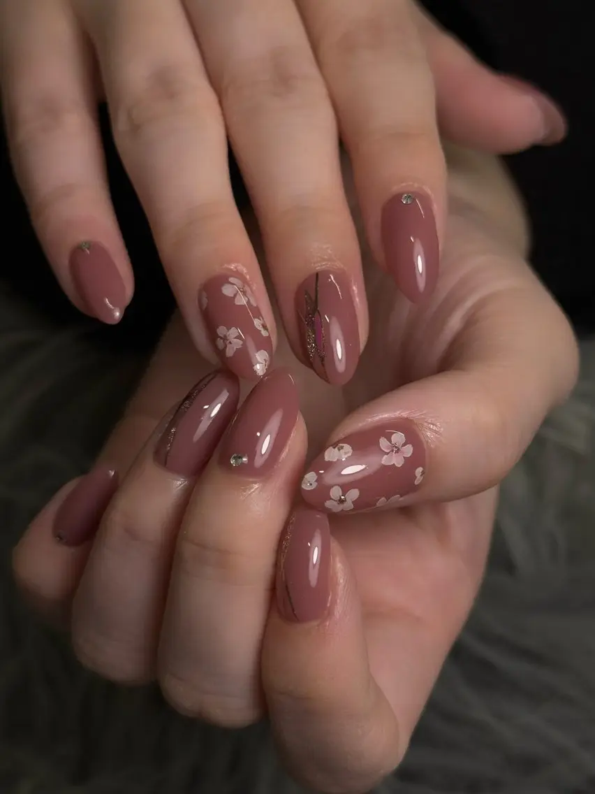 ネイル アートネイル ニュアンスネイル ハンドネイル nail salon h🎀小夏のネイルデザイン