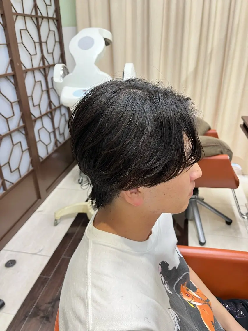 ショート パーマ メンズ センターパート メンズパーマ ニュアンスパーマ 🧊メンズ特化🧊 高木航希のヘアスタイル