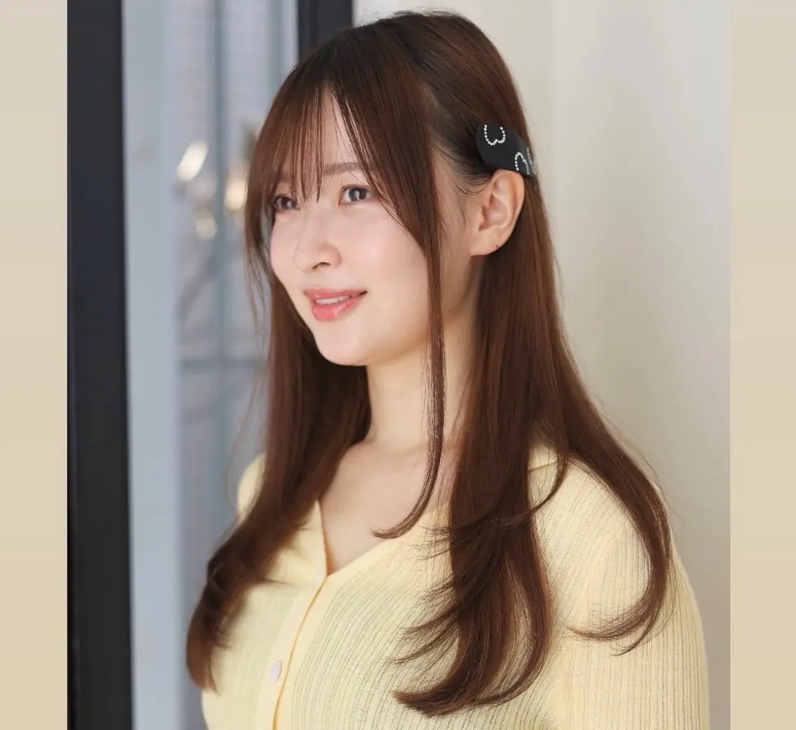 ミディアム ヘアアレンジ 顔まわりレイヤー 韓国風ヘア レイヤーカット ヒナ/酸性ストレート /髪質改善のヘアスタイル