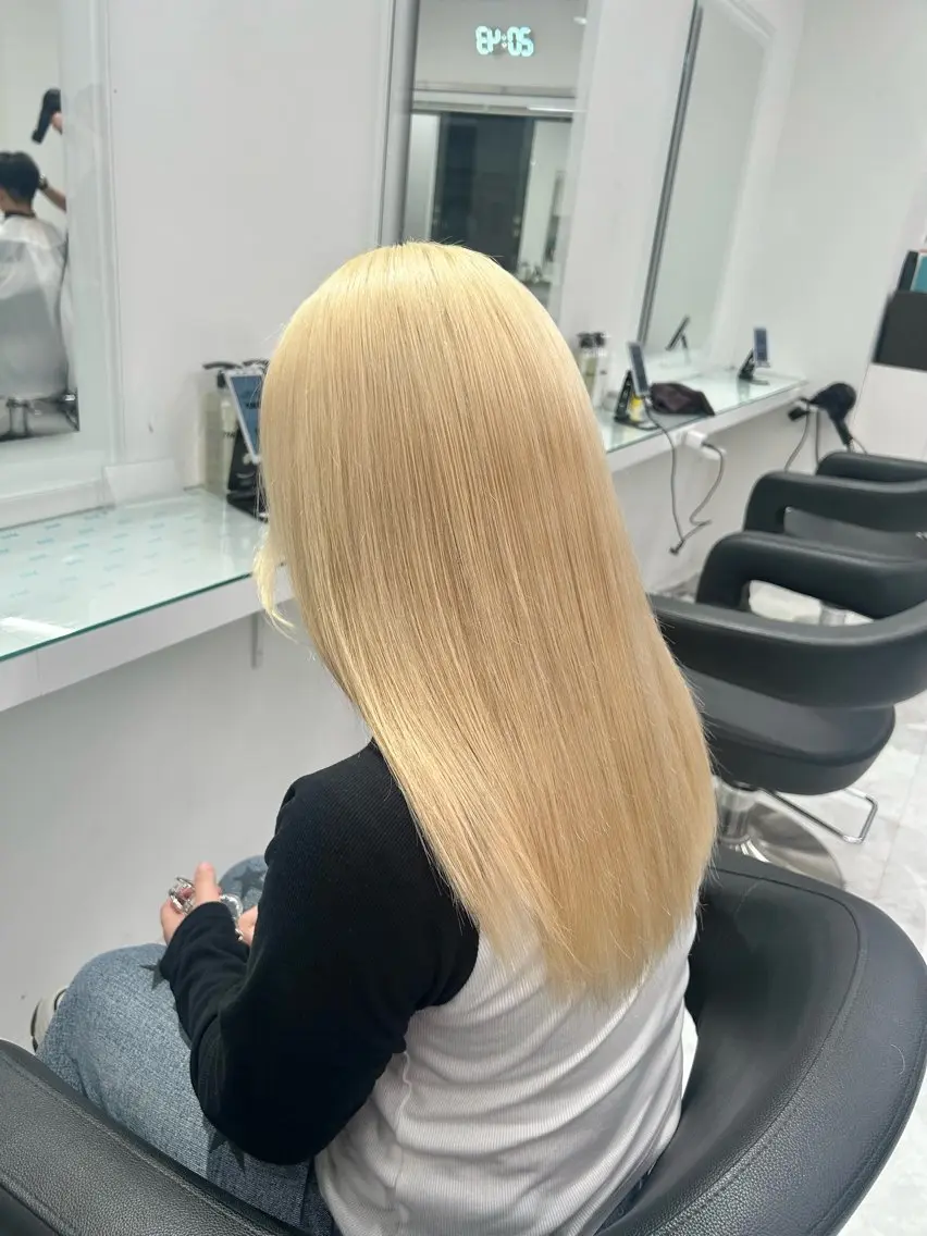 セミロング カラー ヘアカラー トリートメント ヘッドスパ 🩷暖色カラー🩷 BONのヘアスタイル