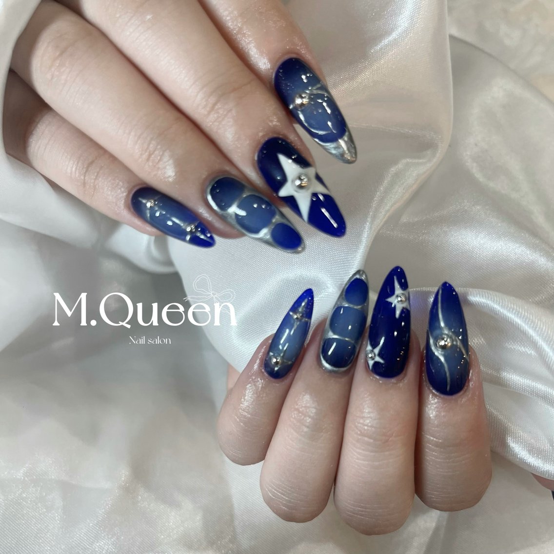 ネイル M.Queenネイル サロン天神今泉店のネイルデザイン