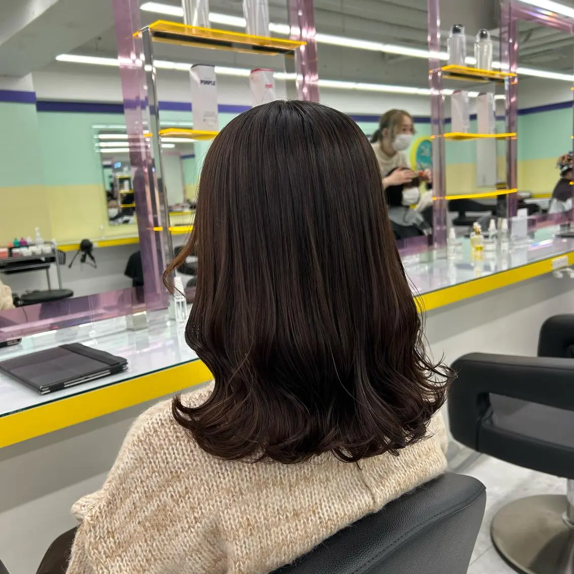 セミロング カラー ヘアアレンジ mai🍑暖色カラー /レイヤー💖のヘアスタイル