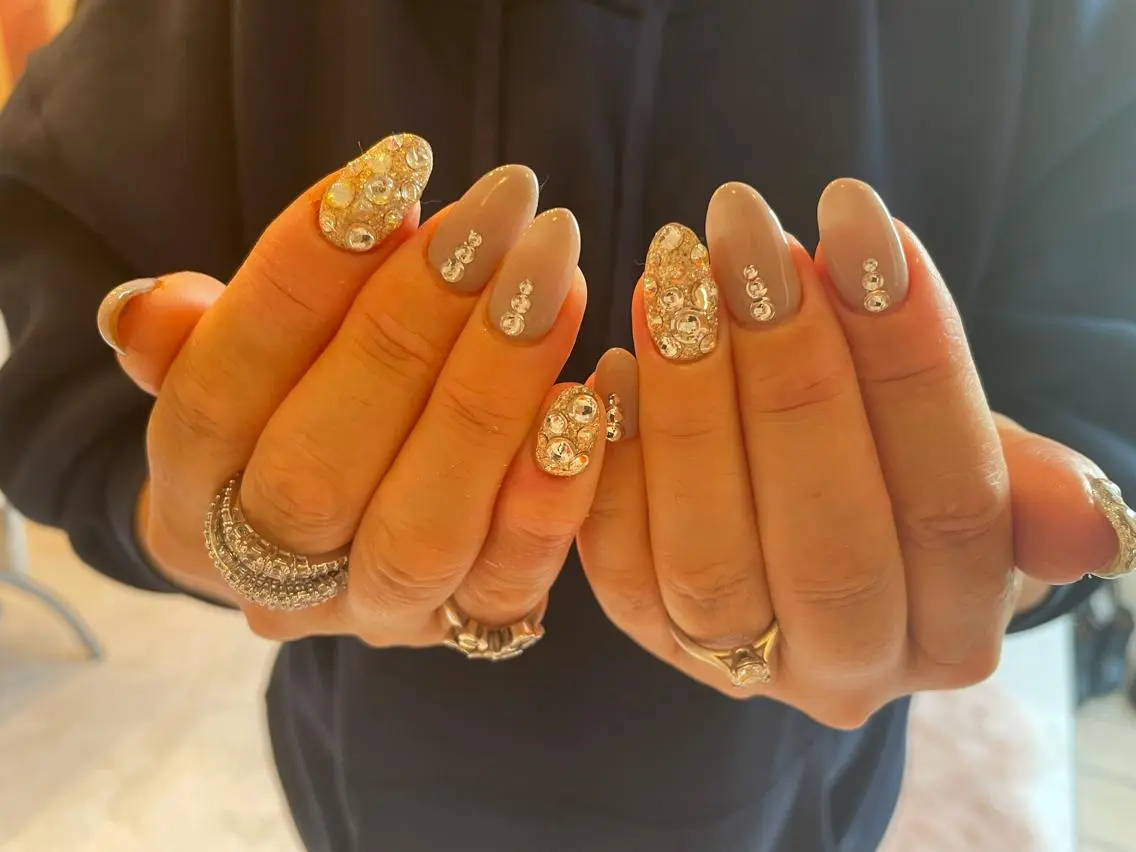 ネイル ♡ビジュール♡ NAIL &まつ毛のマツエク・マツパデザイン