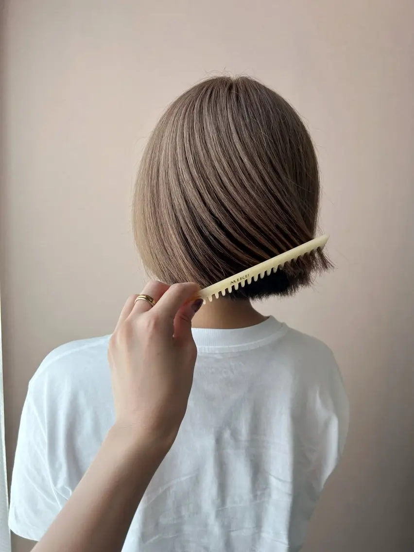 ショート カラー ブリーチ ブロンド ホワイトブロンド カット ヘアカラー トリートメント hubhair レイヤー/透明感のヘアスタイル