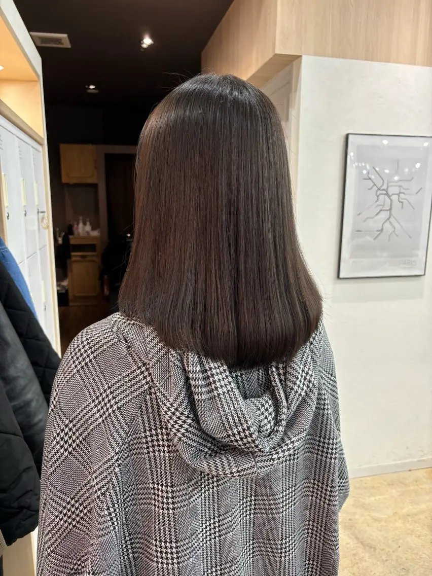 ミディアム パーマ カット 縮毛矯正 🪽髪質改善縮毛矯正 🤍MIU🤍のヘアスタイル