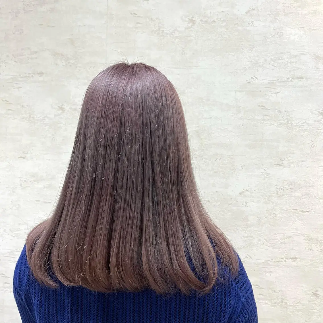 セミロング カラー 佐藤 雅のヘアスタイル
