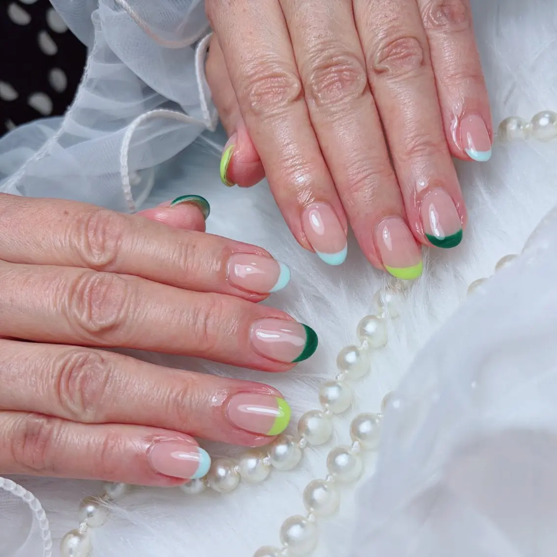 ネイル フットネイル 韓国ネイル マグネットネイル ワンカラーネイル ワンホンネイル Nailsalon Spina 琴美のマツエク・マツパデザイン