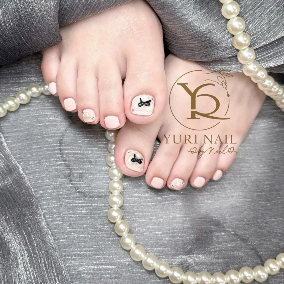 ネイル ハンドネイル フットネイル ハンドケア YURI Nail NARITAのネイルデザイン