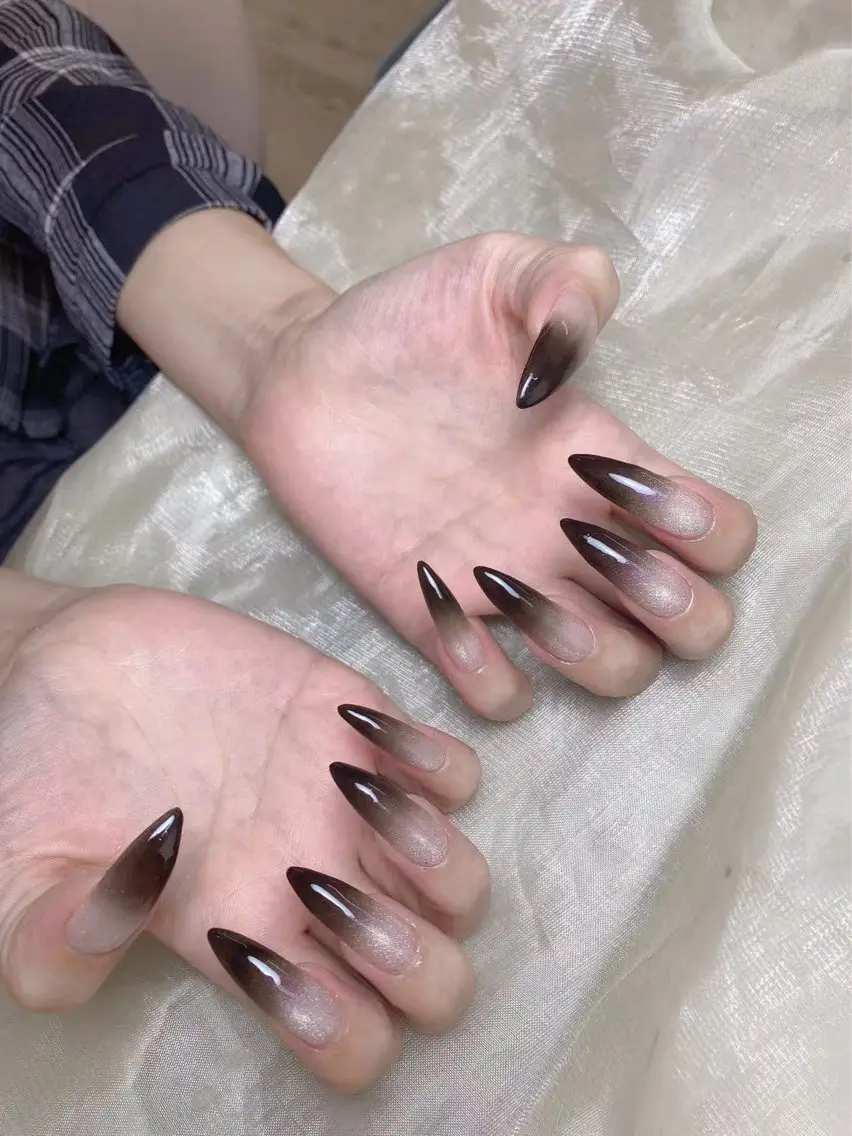ネイル T &K はるかのネイルデザイン