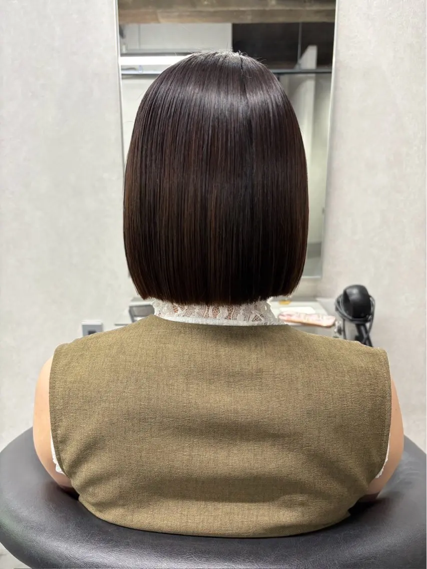 ショート 縮毛矯正 新井 英美のヘアスタイル