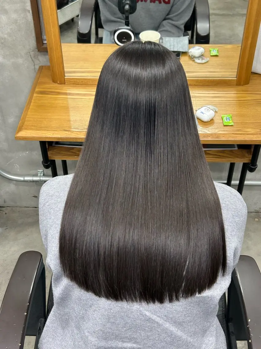 セミロング カット 縮毛矯正 トリートメント 🌟髪質改善と艶 ✨相場つかさのヘアスタイル