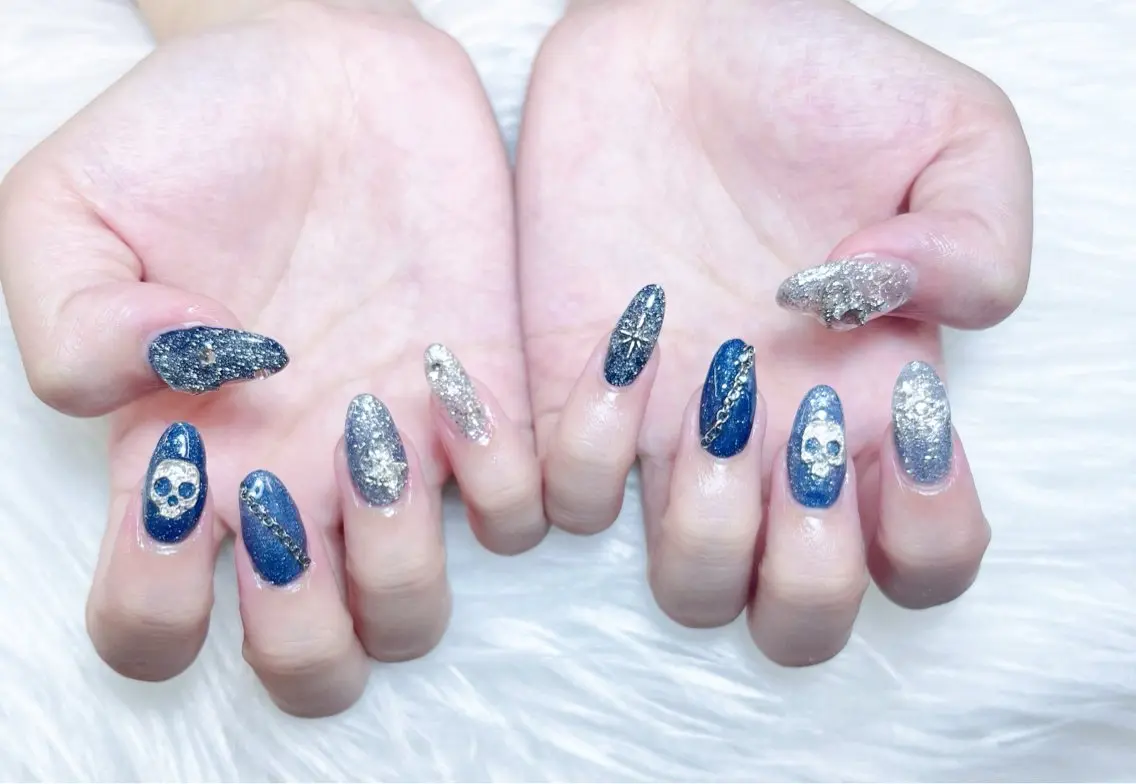 ネイル 成人式 ロングネイル マグネットネイル 大理石ネイル(マーブル) リボン ハンドネイル Amee Nail Salonのネイルデザイン
