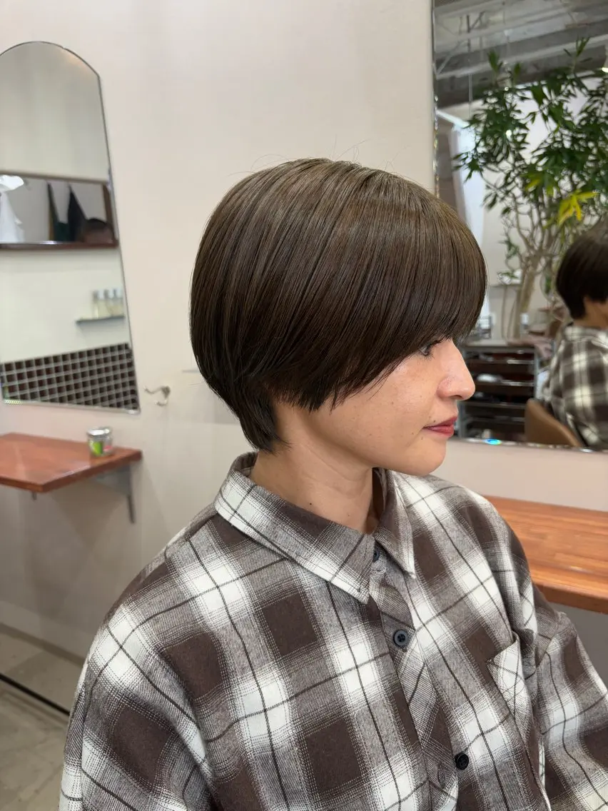 ショート カラー ブリーチ 透明感カラー ダブルカラー あすか Aem.カラーリストのヘアスタイル