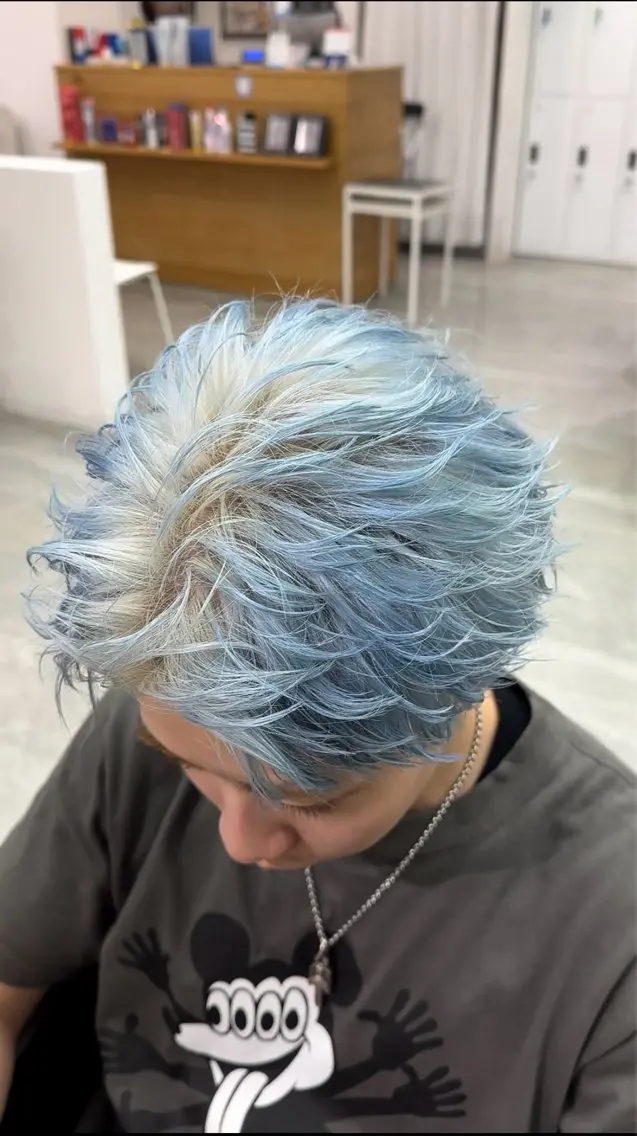 ショート カラー メンズ ヘアカラー 川又 龍吾のヘアスタイル