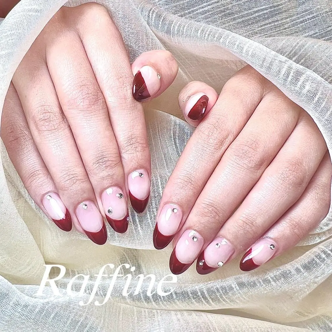 ネイル RAFFINE haru🦋🩵のネイルデザイン