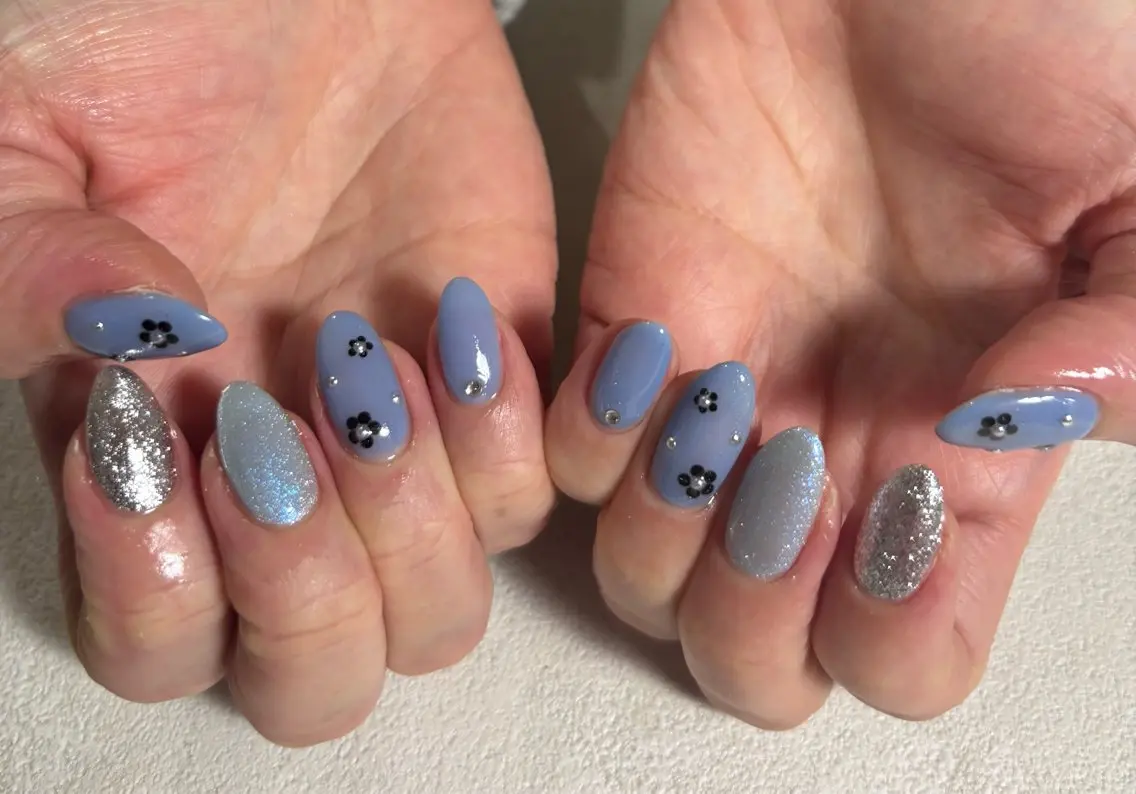 ネイル オーロラネイル 桜ネイル フラワーネイル フットネイル フレンチネイル ハンドネイル kiki nail たまプラーザのネイルデザイン
