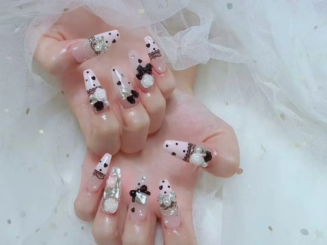 ネイル ジョリ kasumi🌹💅のネイルデザイン