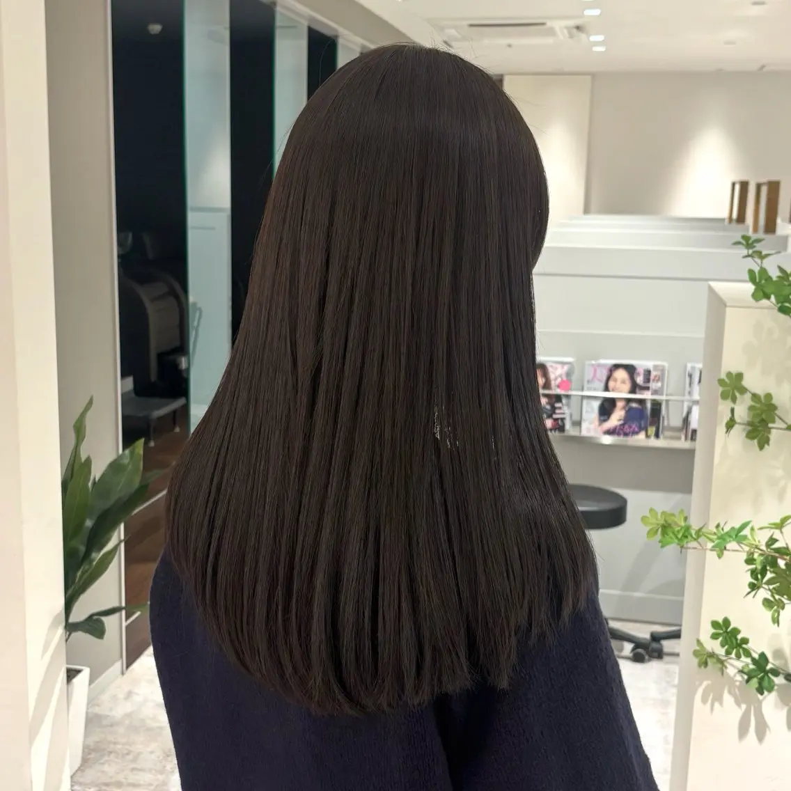 ロングヘアカットの写真
