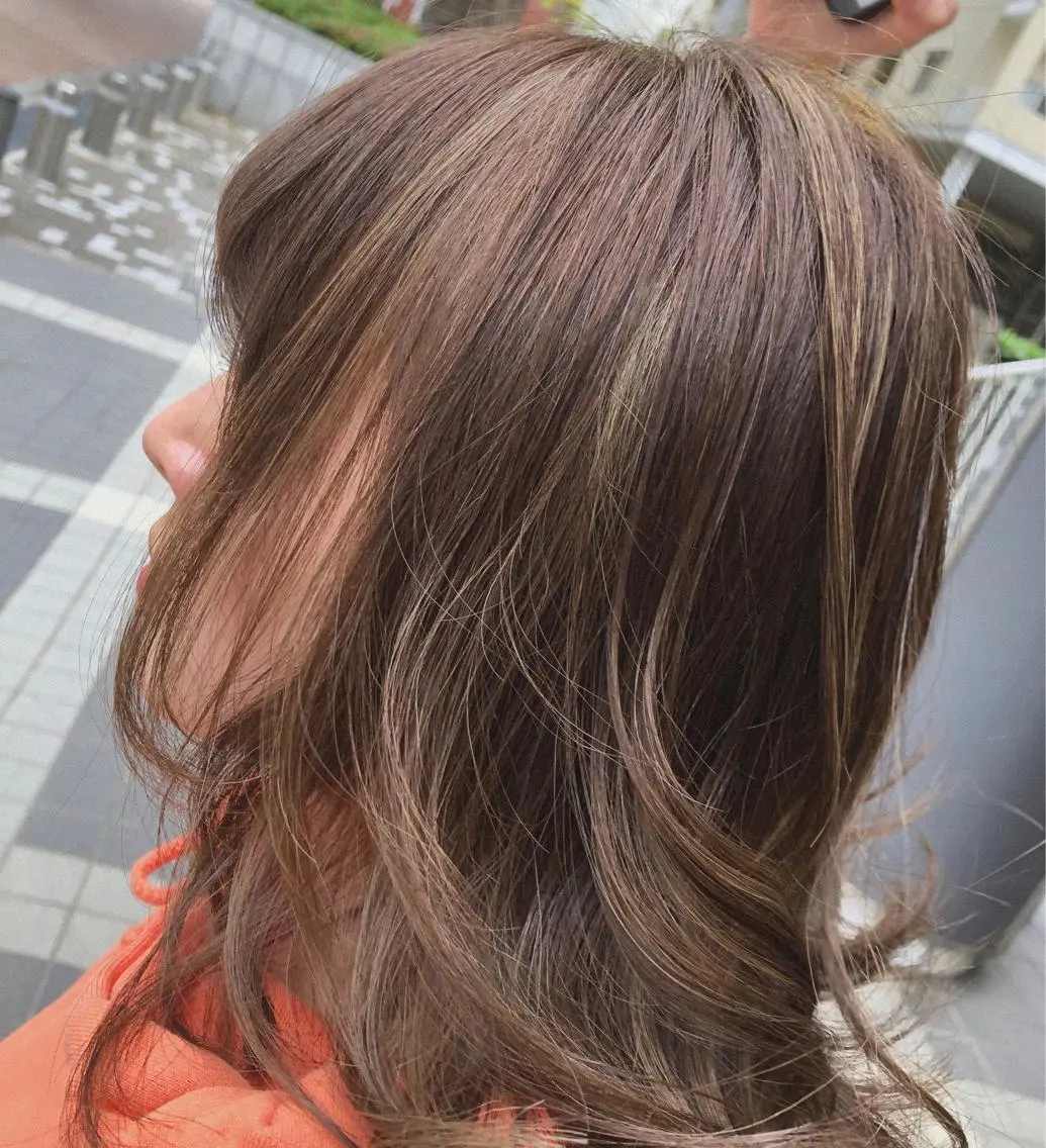 ミディアム ハイライト 髪質改善⭐️ 桜場のヘアスタイル