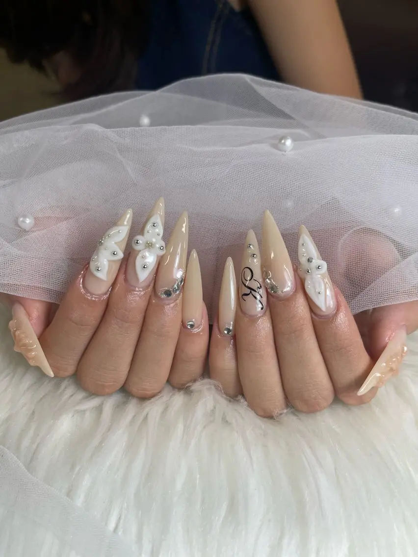 ネイル ハンドネイル NiJi Nailsのネイルデザイン