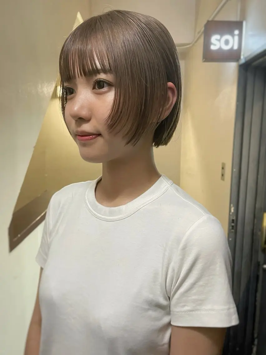 ショート カラー ボブ 顔周りカット レイヤーカット ヘアカラー トリートメント ヘアセット 安部佑哉/ハイトーン /レイヤー/ブリーチのヘアスタイル