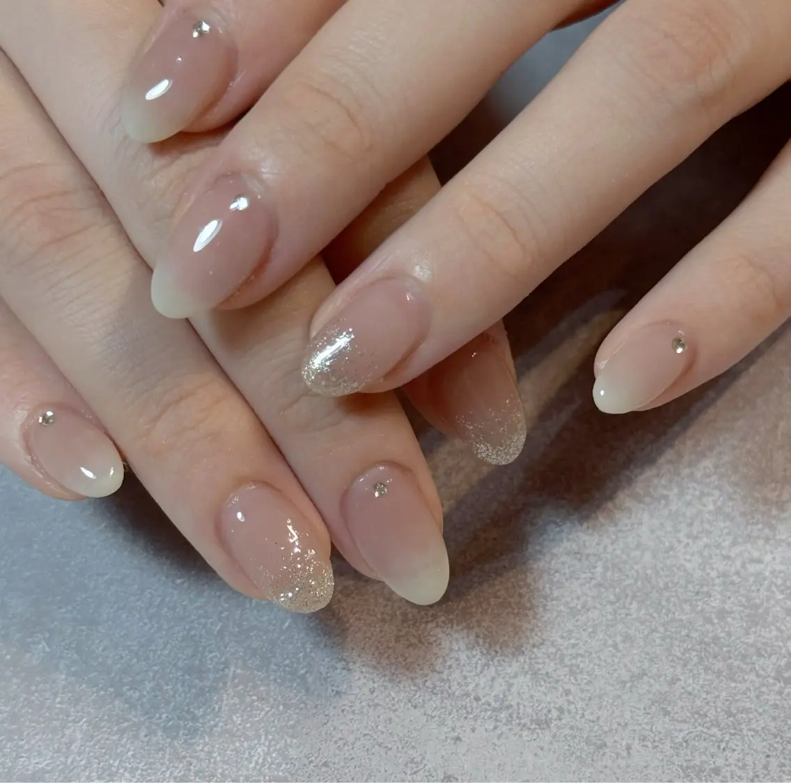 ネイル ストーンネイル ハンドネイル ☆*。Grace Nail。*☆のネイルデザイン