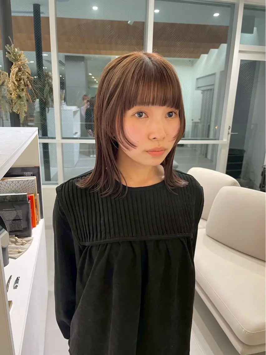セミロング ヘアカラー トリートメント Wカラー／ベージュ／ ロングカット/Rioのヘアスタイル