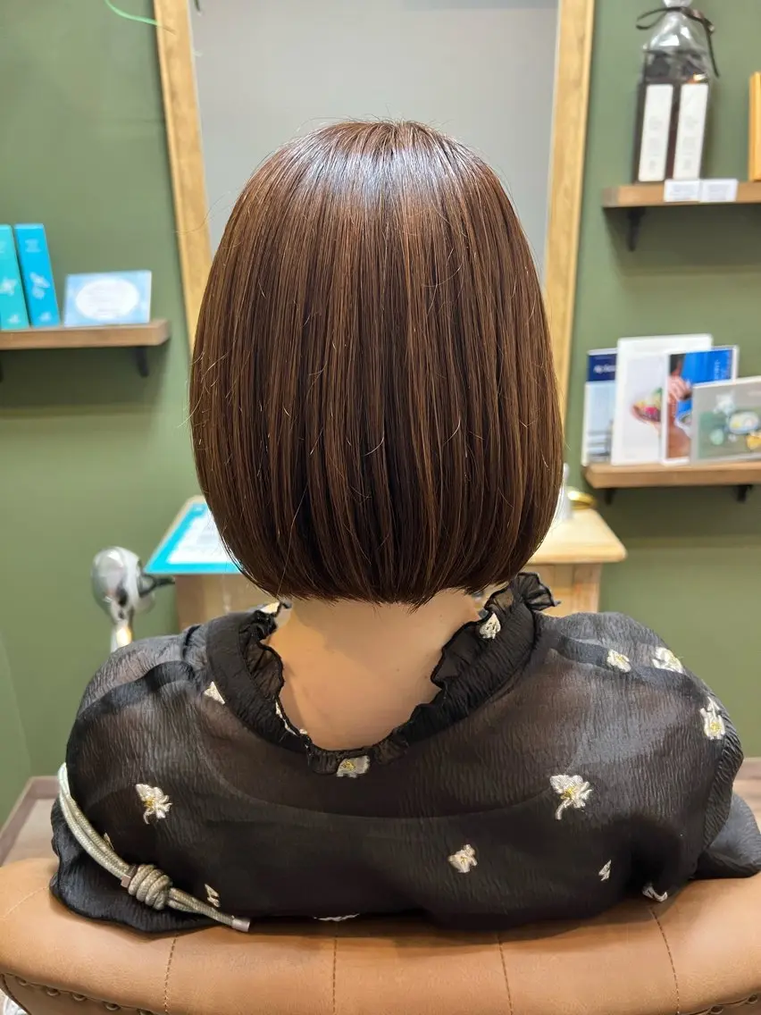 ショート ボブ 津川 舞のヘアスタイル