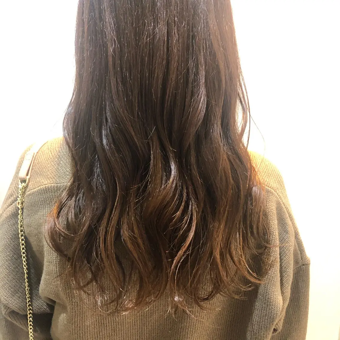 ロング 鶴﨑 美優亜のヘアスタイル