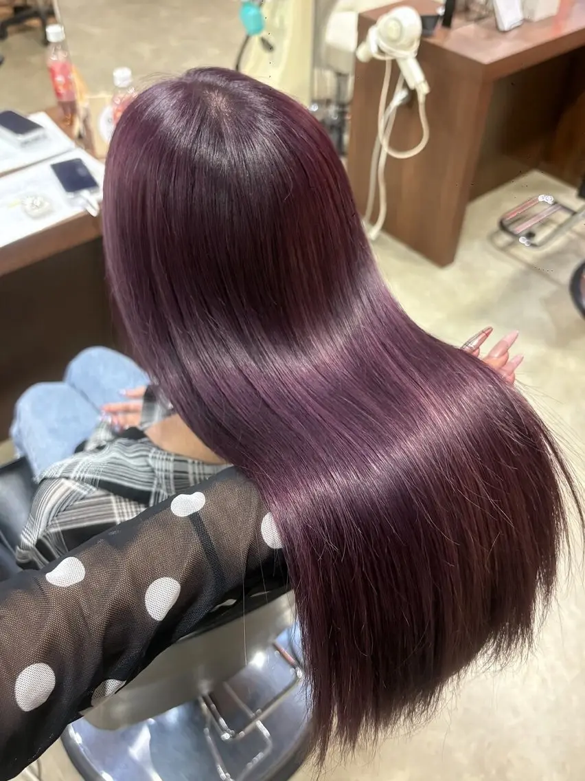 セミロング カット ヘアカラー トリートメント W_SALON 四条 ブリーチ 髪質改善のヘアスタイル