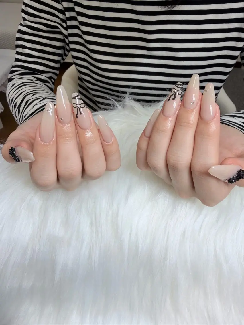 カラー RUBY NAIL SPAのネイルデザイン